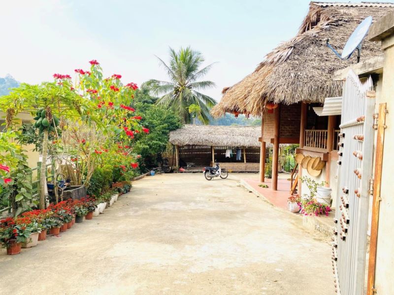 Description: http://cuoituan.baotuyenquang.com.vn/media/images/2023/04/img_20230420092154.jpg